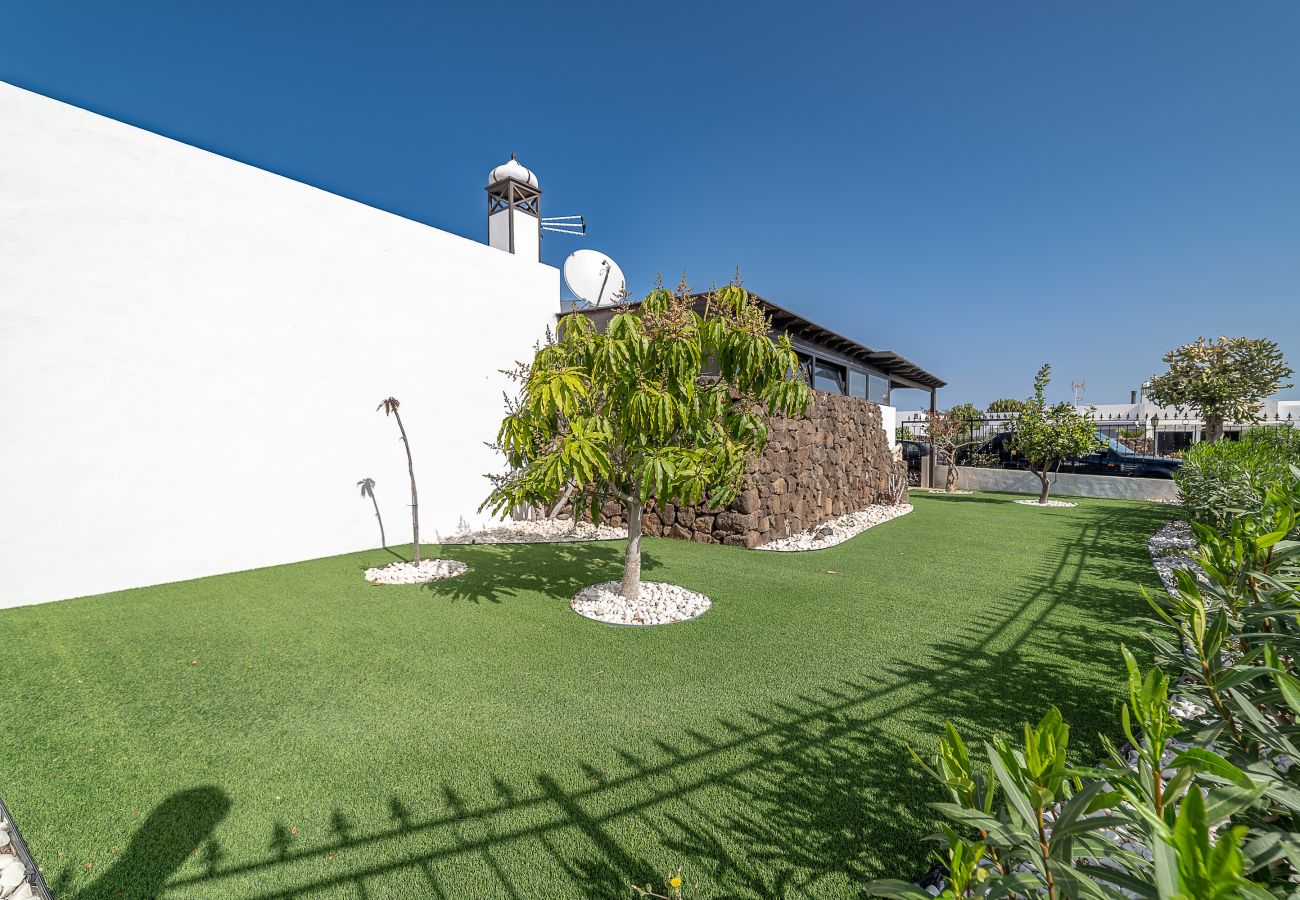 Villa en Playa Blanca - VV Makita by HH