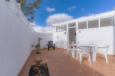 Apartment in Puerto del Carmen - Apartamento Sussa 7A by HH