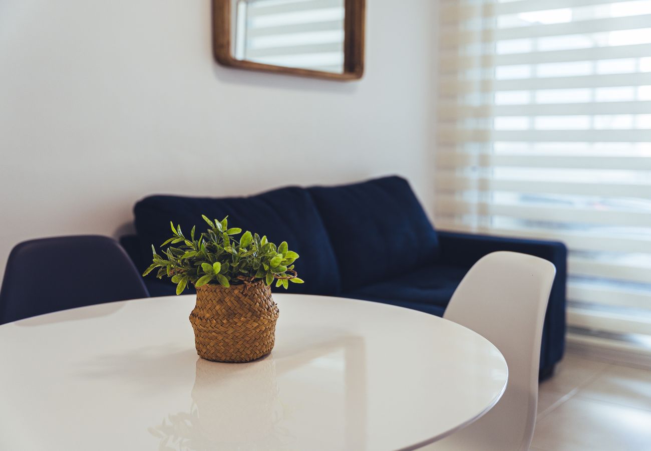 Apartment in Costa Teguise - Apto Rebeca by HH Piscina, AA & Wifi