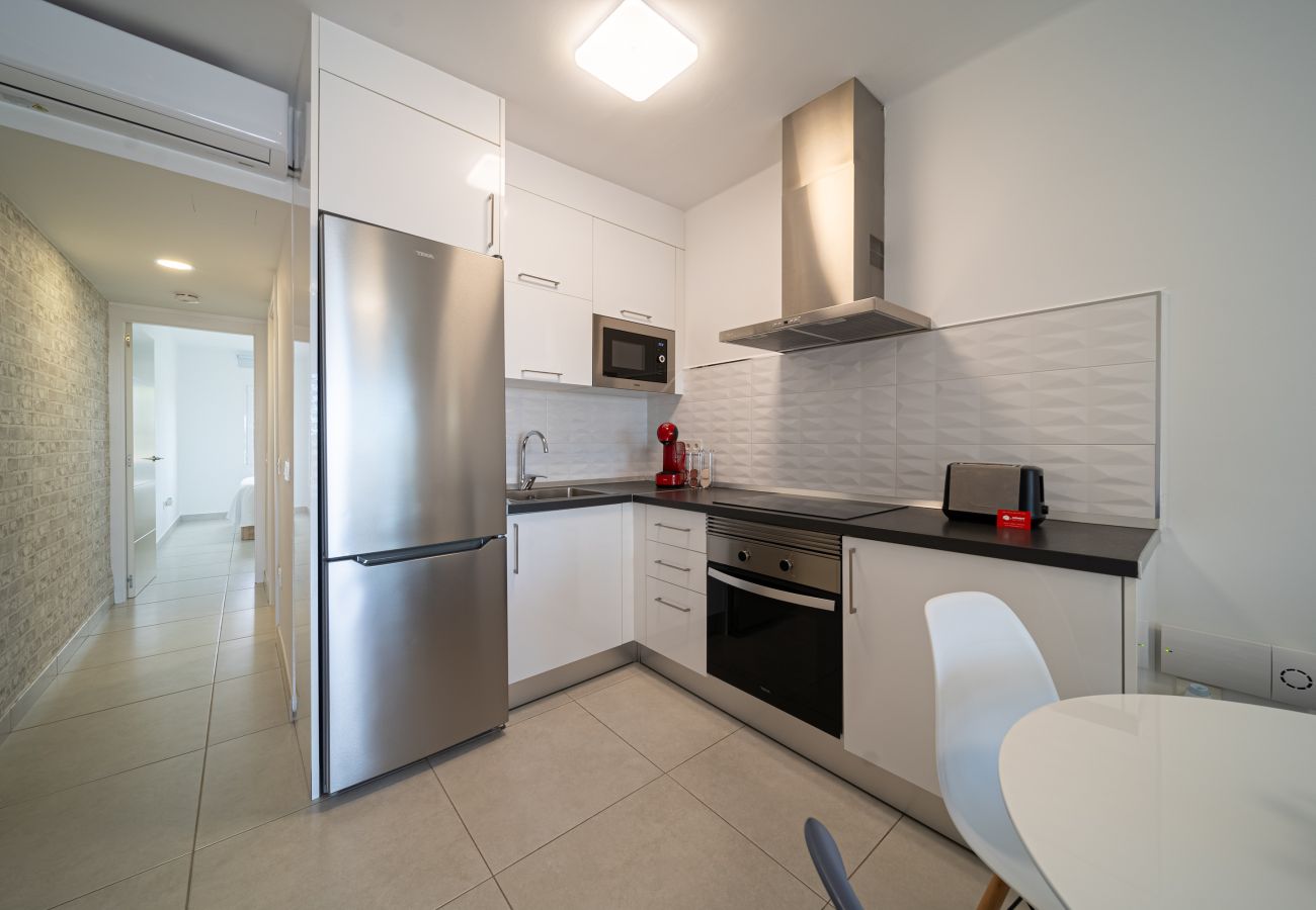 Apartment in Costa Teguise - Apto Rebeca by HH Piscina, AA & Wifi