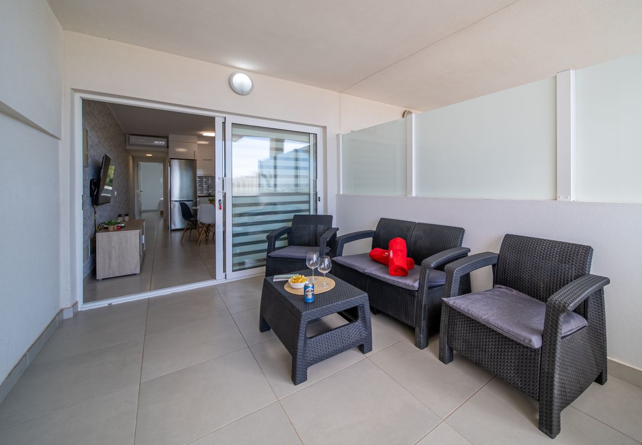 Apartment in Costa Teguise - Apto Rebeca by HH Piscina, AA & Wifi