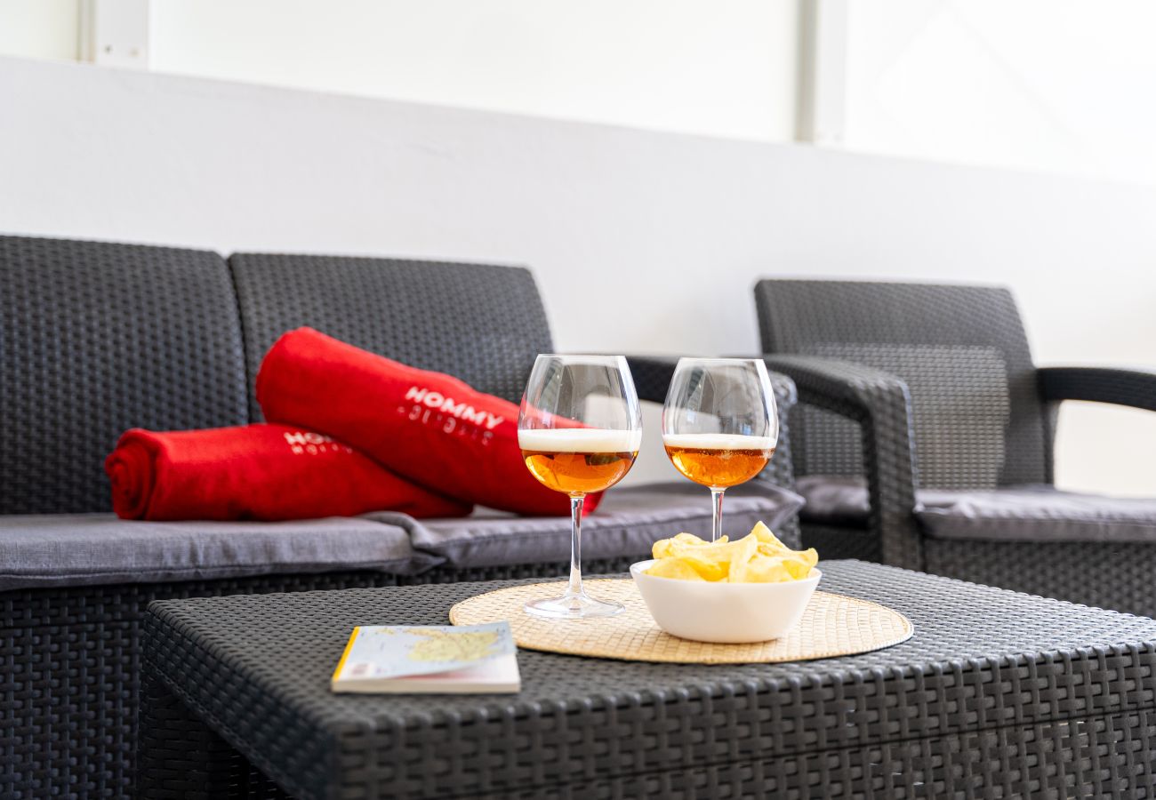 Apartment in Costa Teguise - Apto Rebeca by HH Piscina, AA & Wifi