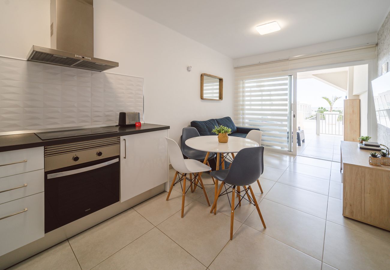 Apartment in Costa Teguise - Apto Rebeca by HH Piscina, AA & Wifi